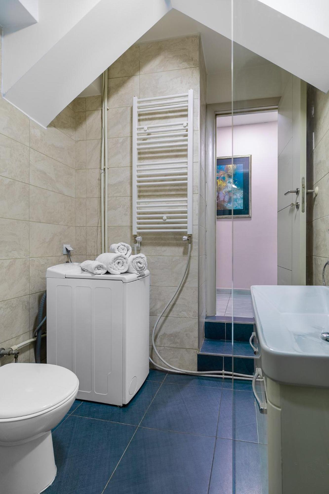 He-Ra Apartments With Free Parking Скопье Номер фото