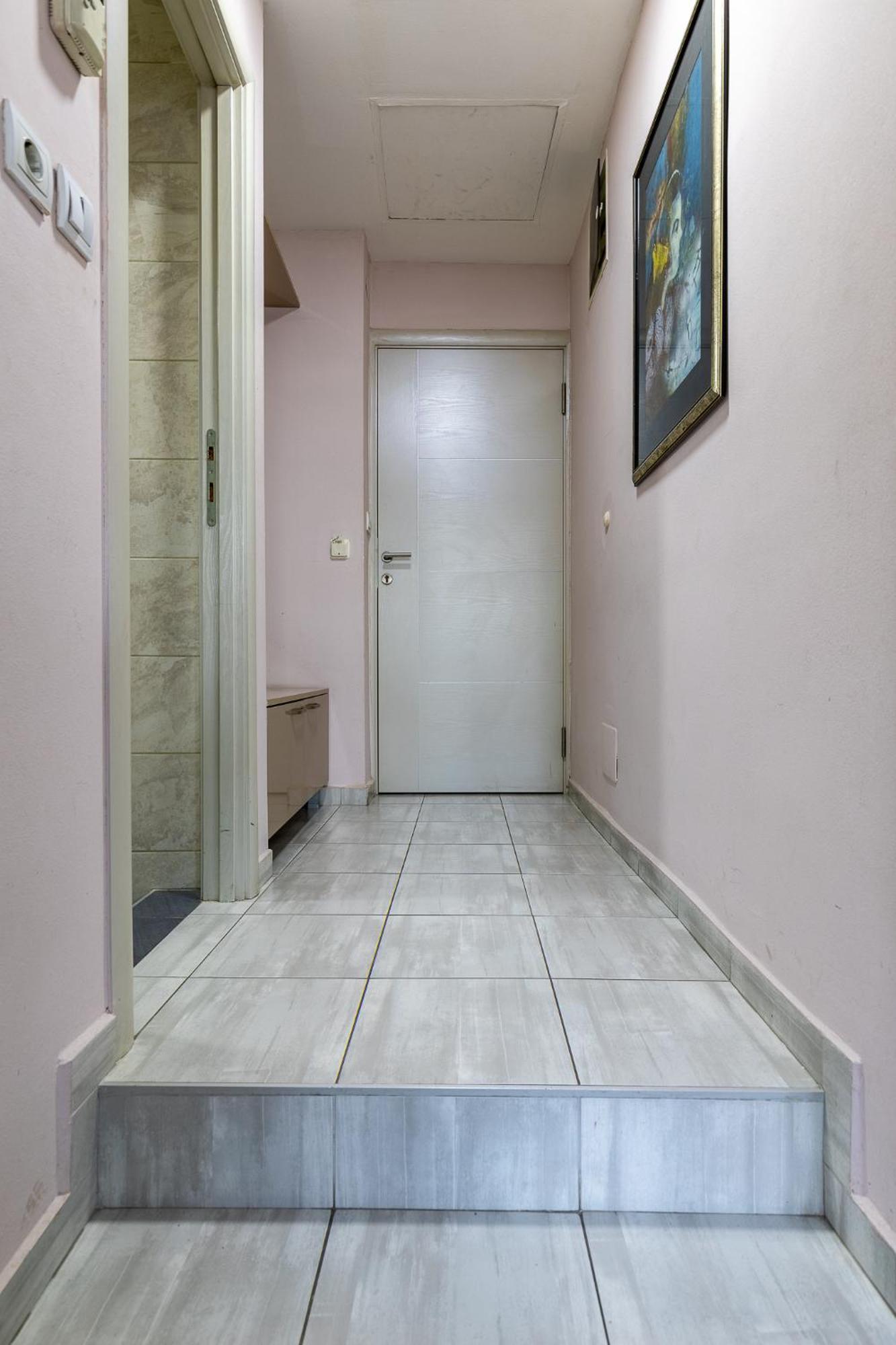 He-Ra Apartments With Free Parking Скопье Номер фото